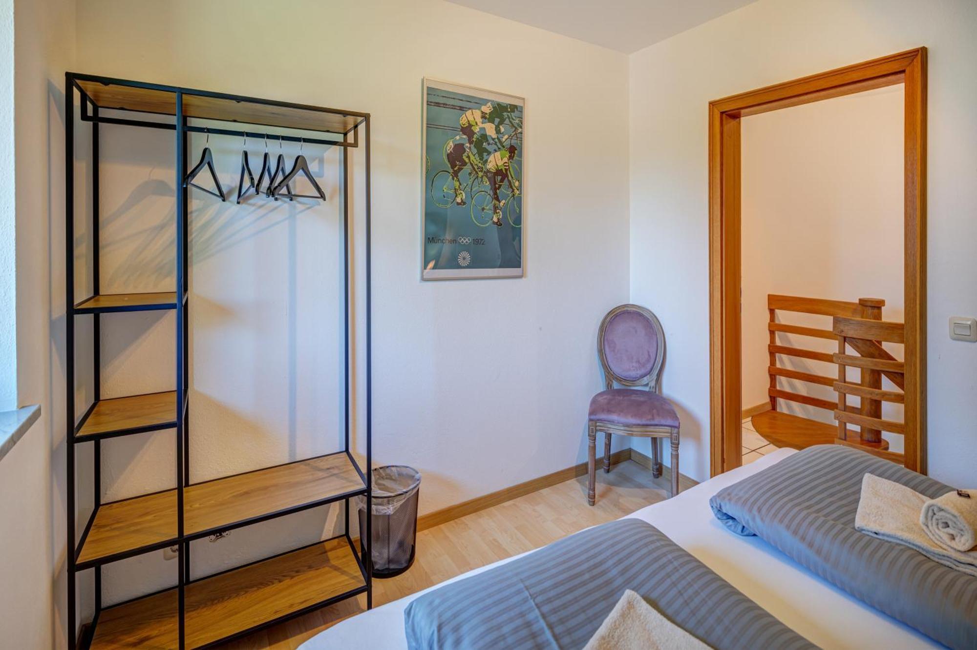 Moderne Maisonette Mit Garten Unterschleißheim Esterno foto